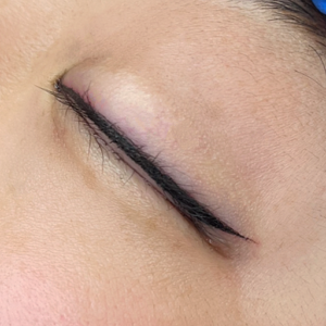 Permanent eyeliner in Los Angeles by Sunnybrow
